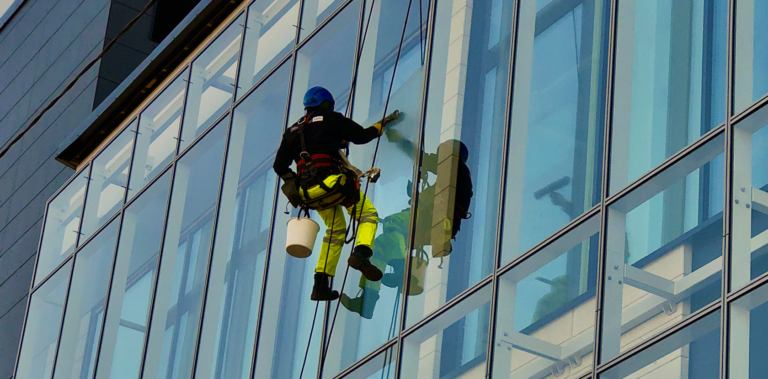 Ikkunanpesu yritykselle